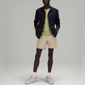 NWT Lululemon Bowline 8” Shorts Size S